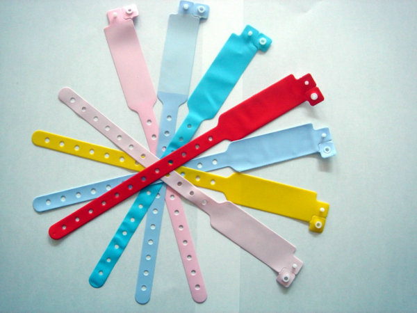 Medical identification wrist band